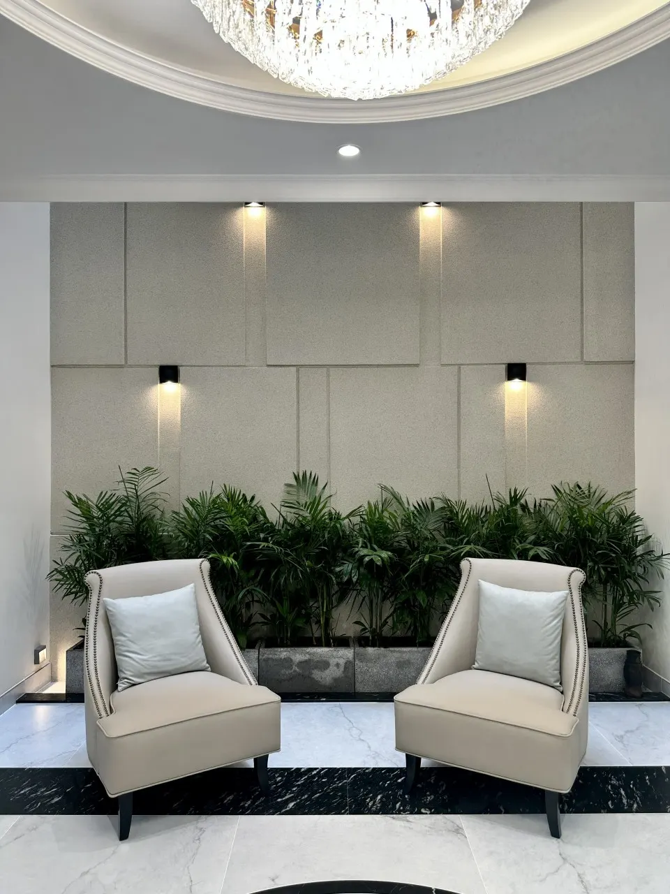 Sân trong biệt thự M12 Navycons thực tế